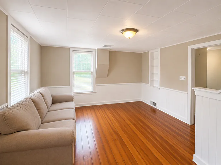 205 Hamel Rd — Photo 9