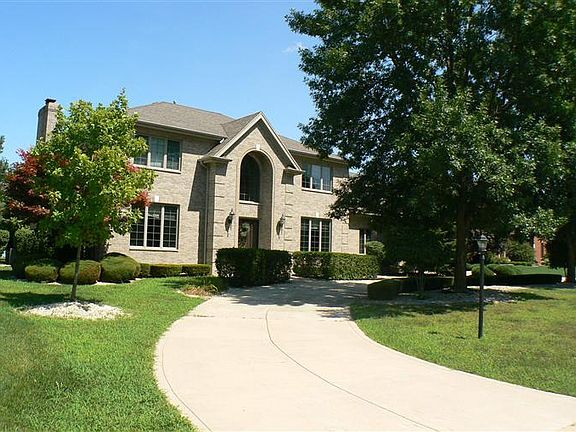 3rd image of 1225 Killarney Dr