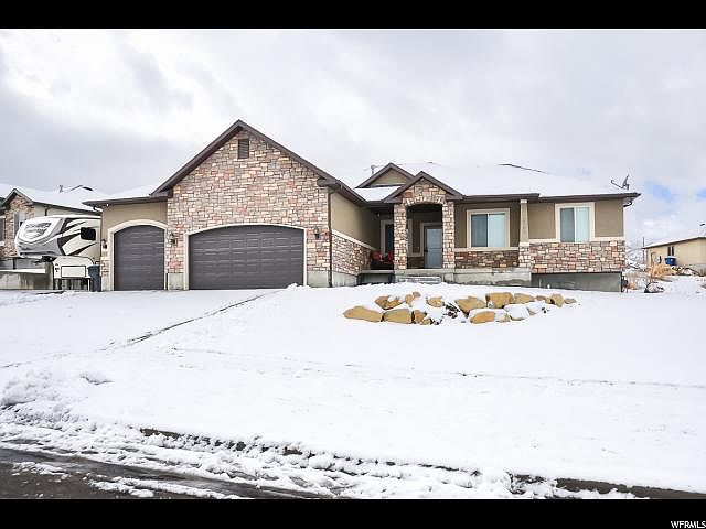 1st image of 2509 S Lilac Ln