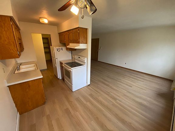 3rd image of 3636 Minnehaha Ave #12