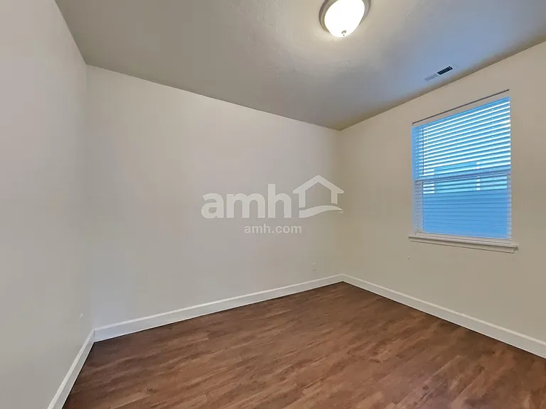 275 E Sicily Dr — Photo 17