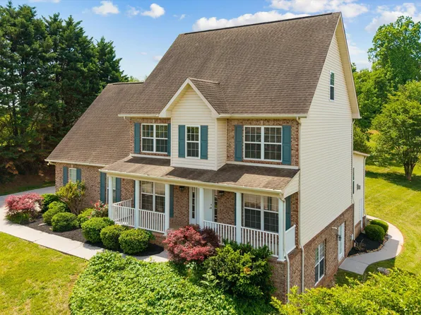 1117 Amber Glades Ln, Knoxville, TN 37922