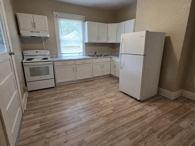 2507 N View Ave #2507 — Photo 4