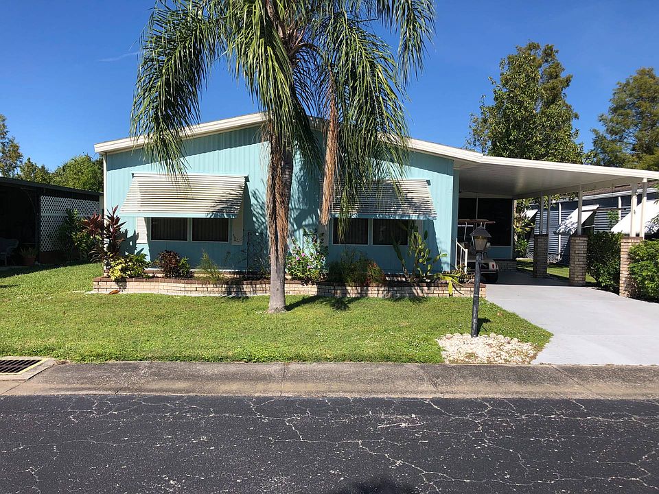1st image of 15902 Sandy Point Dr #323