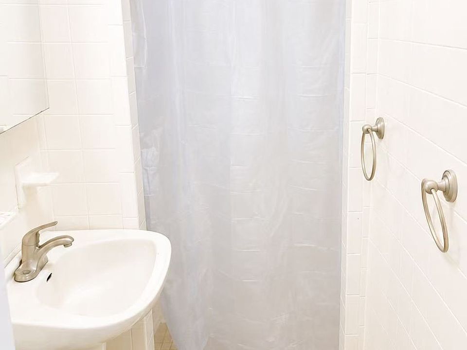 1st image of 78 Woodruff Ave #1