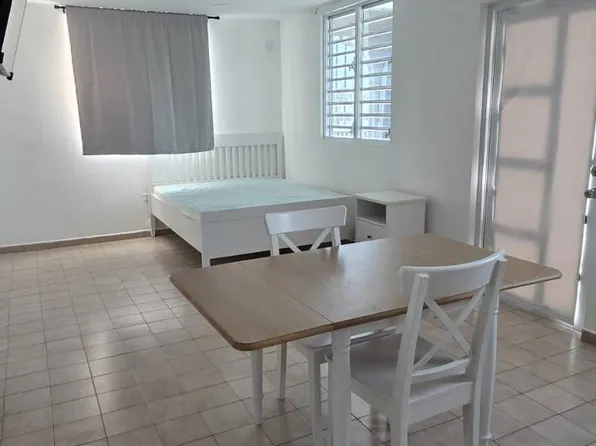 982 Calle Gutemberg Urb Jardines, San Juan, PR 00927