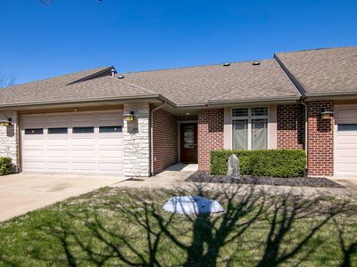 102 River Run Dr, Saint Anne, IL, 60964