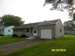 318 S Vandemark Rd, Sidney, OH 45365