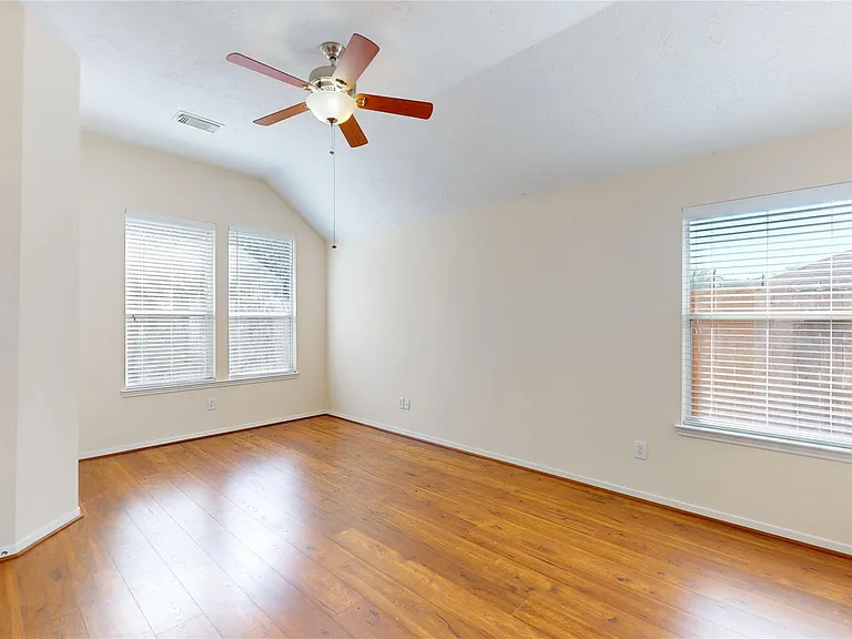 3918 E Auden Cir — Photo 17