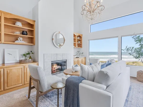 101 Shell Dr #271, Watsonville, CA 95076