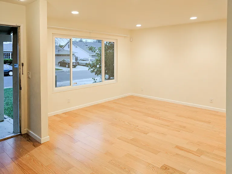 3151 San Gabriel Way — Photo 2