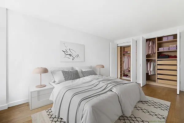 Sold by Univani Realty LLC | media 4