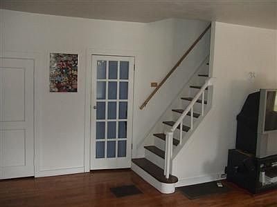 3rd image of 540 S Farmer St
