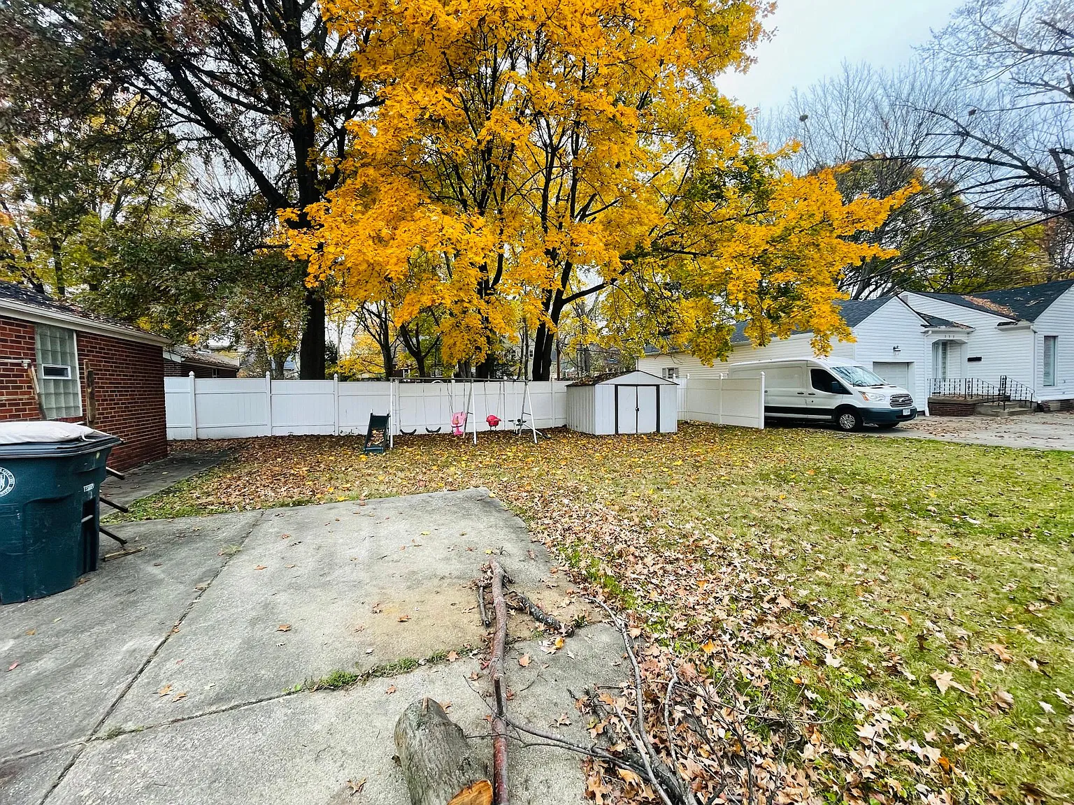 Westover Dr, Akron — Photo 3