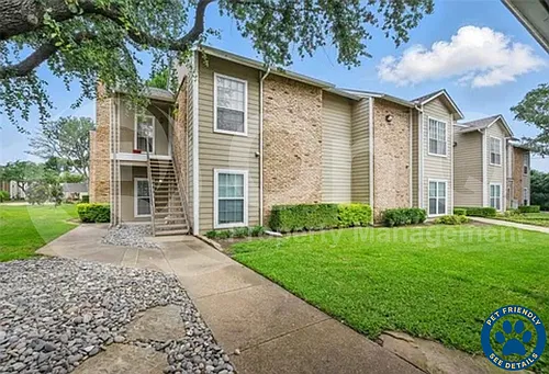 8600 Coppertowne Ln #502 Photo 1
