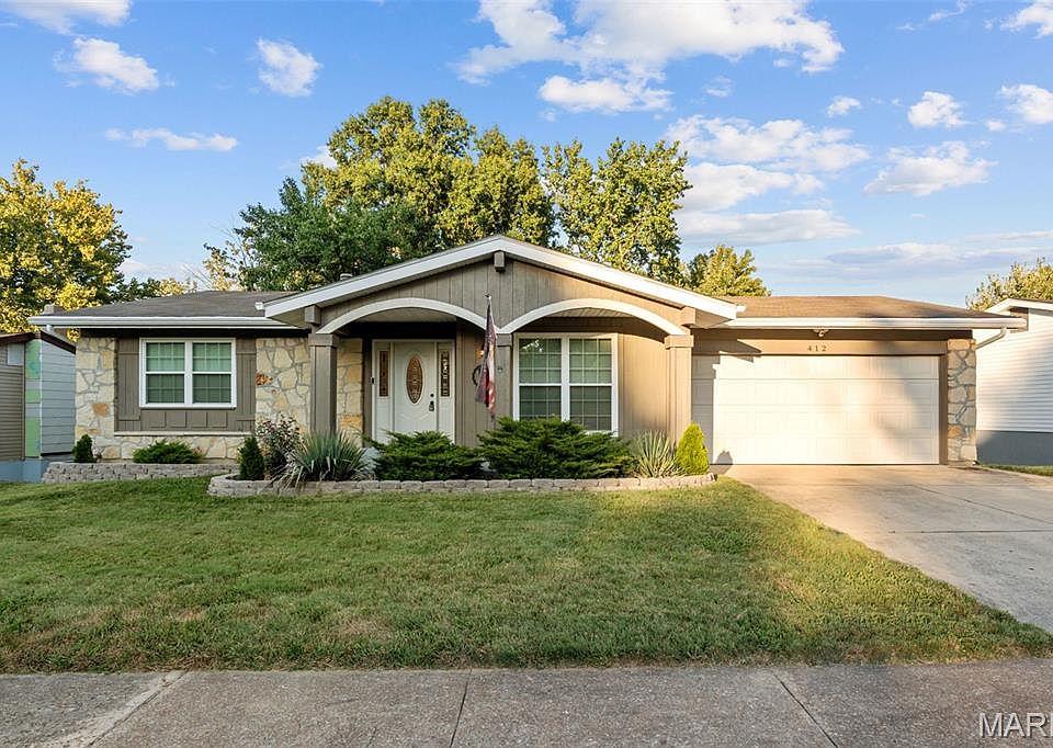 1st image of 412 Woodrun Dr