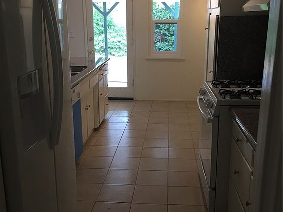 3rd image of 22246 Burton St
