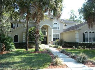 5904 Flatwoods Manor Cir, Lithia, FL 33547