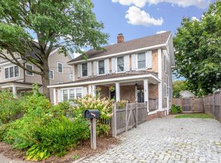 84 Sherman Ct, Fairfield, CT 06824