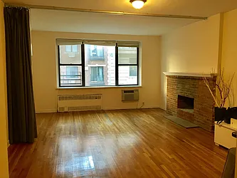 Rented by Salon Realty Corp