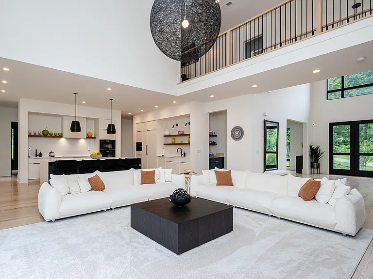 40388 Manbar Ln — Photo 16