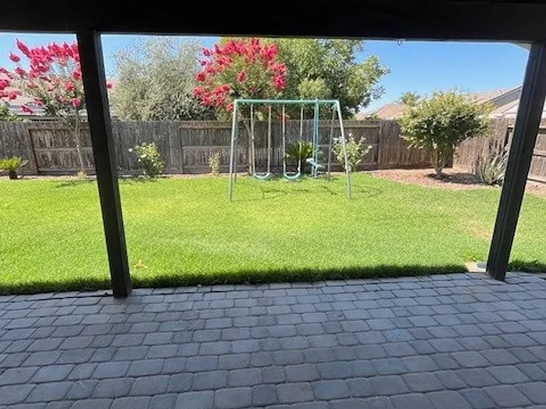 2777 Hoyt Ave — Photo 11