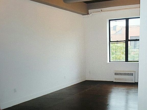 3rd image of 81 Clifton Pl APT 03G