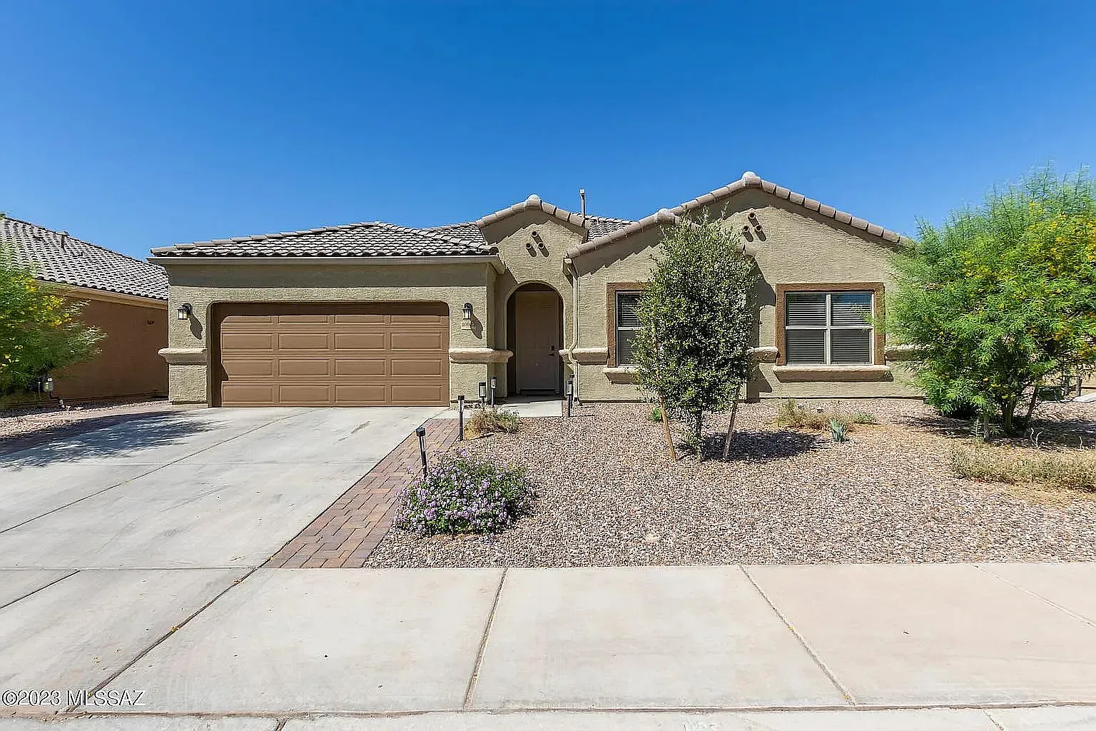 4 bed, 2577 sqft, $2,600 — Photo 1