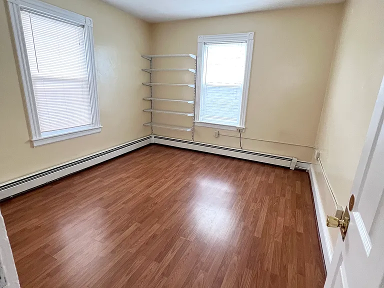 85 Vinton St #ALL INCL RM — Photo 9