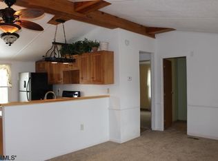 533 Glenmore Rd, Howardsville, VA 24562