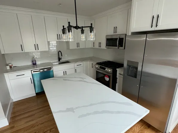 132 Central St, Somerville, MA 02145