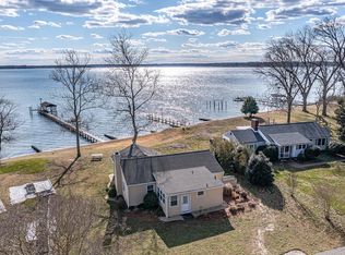 77 Berryville Shores Dr, Deltaville, VA 23043
