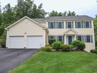 61 Grapevine Road, Bedford, NH, 03110