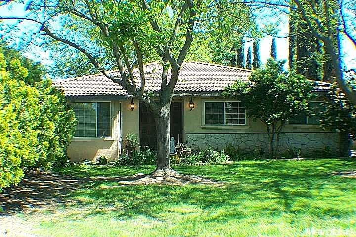 1st image of 6866 Mariposa Ave