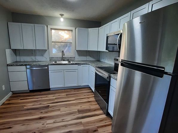 116 N 10th St