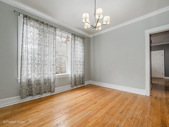 5th image of 4142 N Albany Ave #2