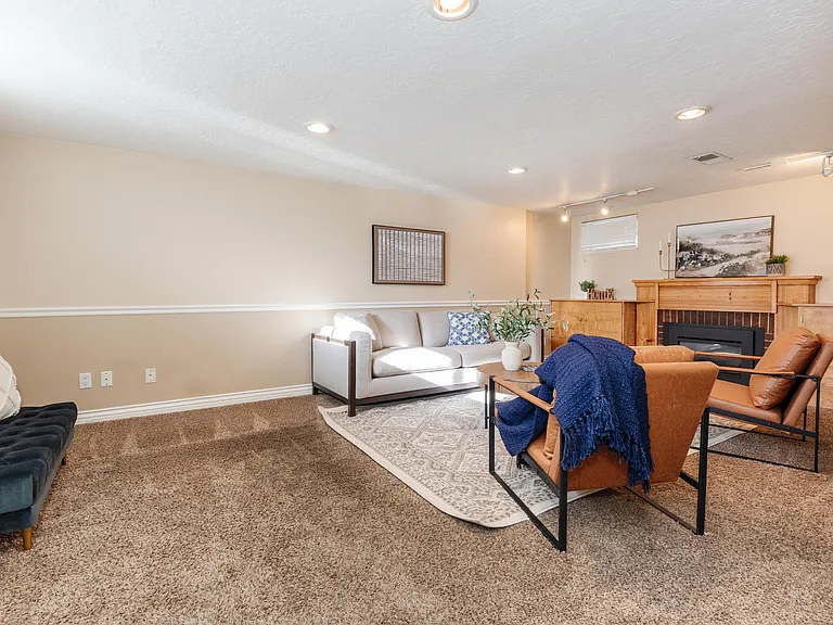 526 N 200 W #2 — Photo 7