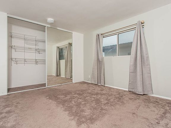 4th image of 18619 Collins St APT F25
