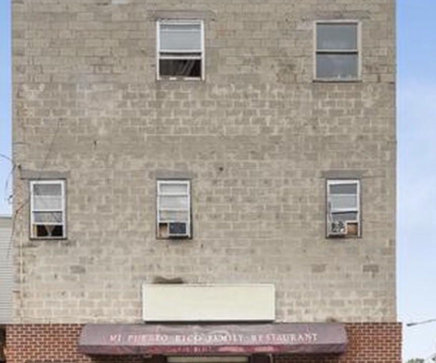 2nd image of 1939 N 5th St