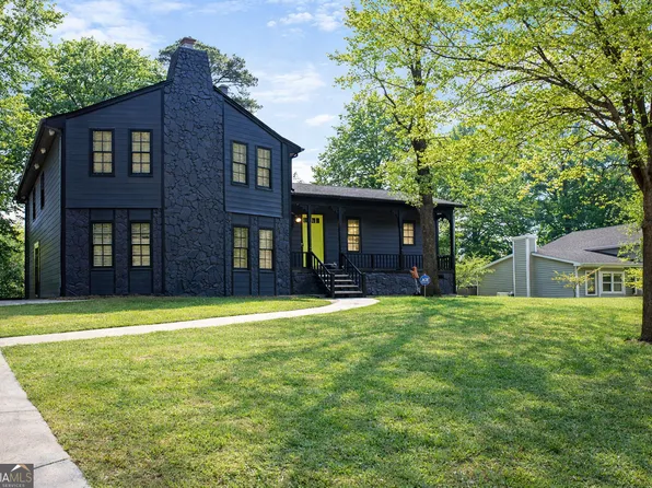 257 Omega Dr, Lawrenceville, GA 30044