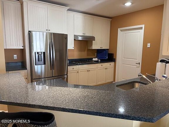 5th image of 1501 Ocean Ave Unit 2605