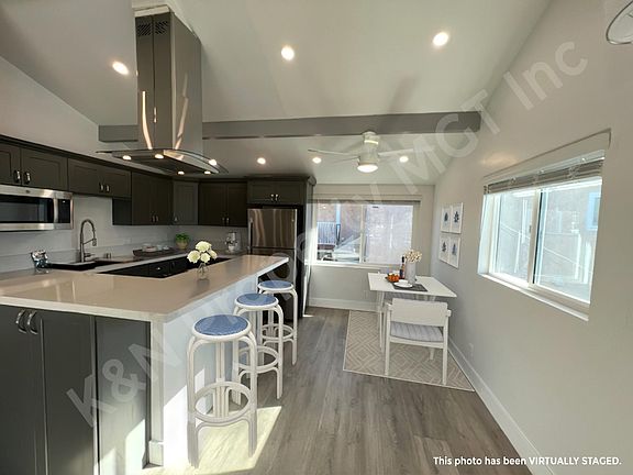 Dining area. Lots of light and space.
