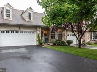 1297 Country Club Dr, Springfield, PA 19064