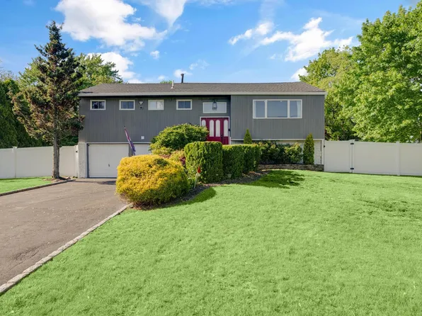 102 Tinton Place, East Northport, NY 11731