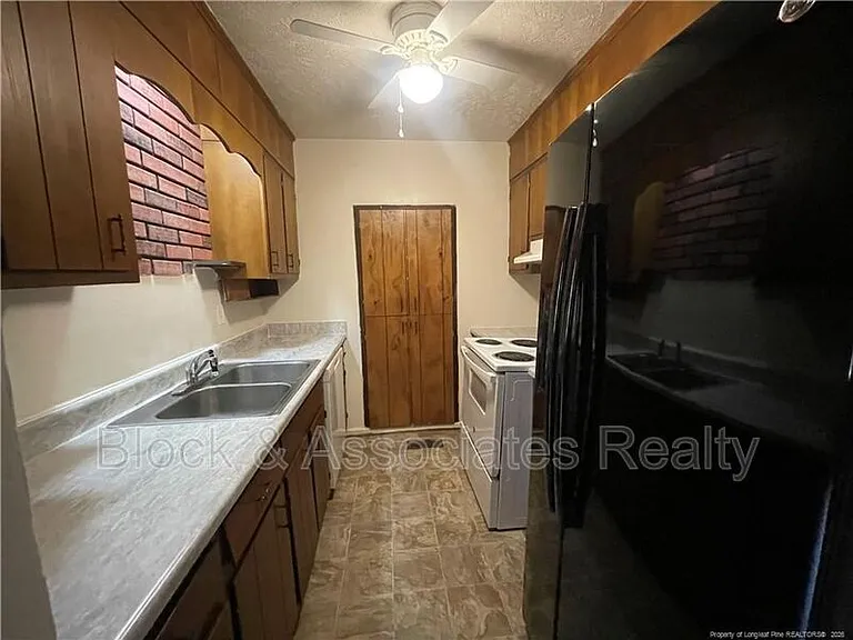 4809 Belford Rd — Photo 4