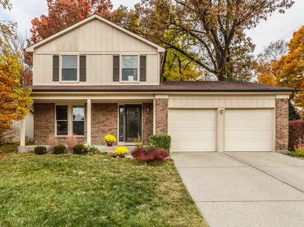 4506 Clayburn Dr, Indianapolis, IN 46268