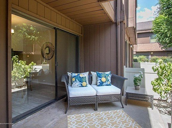 W Duarte Rd 455, Unit 4 005-mls