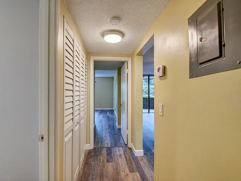 890 N Federal Hwy #103 — Photo 29