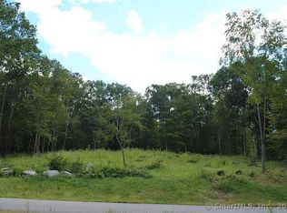 19 Zoldak Dr, North Windham, CT 06256