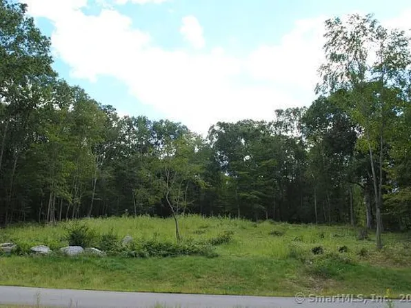 19 Zoldak Drive, Windham, CT 06256